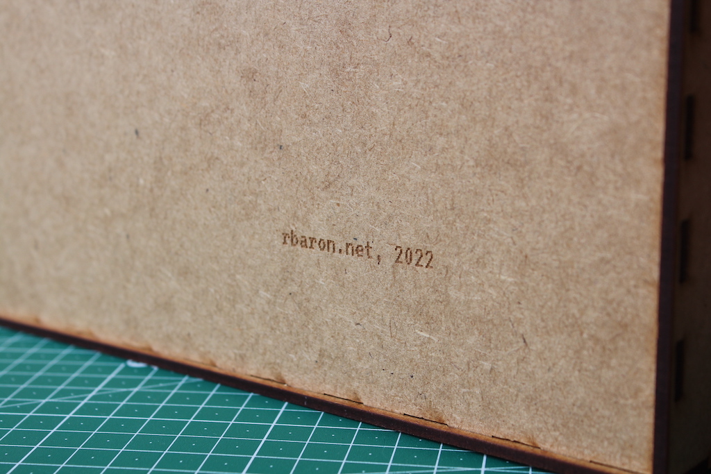 rbaron.net, 2022 engraved on the back